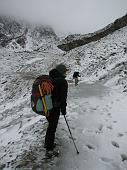 02_Verso il rifugio tra neve e gelo